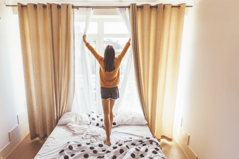 Acomodações Residenciais vs. Hotéis: Qual a Melhor Opção para Hospedar Seus Funcionários em Palhoça?